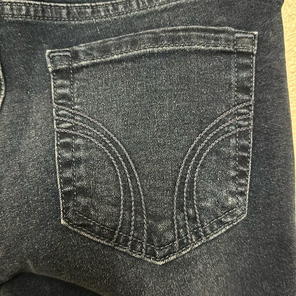 Hollister Super Skinny Jeans
